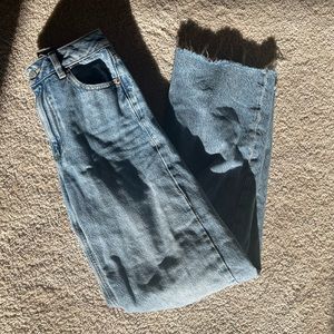 Dynamite“Heidi”, High-rise,WideLeg, light wash jean. Size 24
